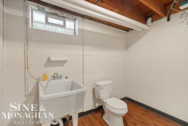 605 Hidden Lane, Grosse Pointe Woods, MI 48235