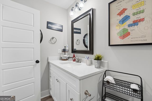 221 Diamond Place, Gray, GA 31032