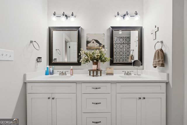 221 Diamond Place, Gray, GA 31032