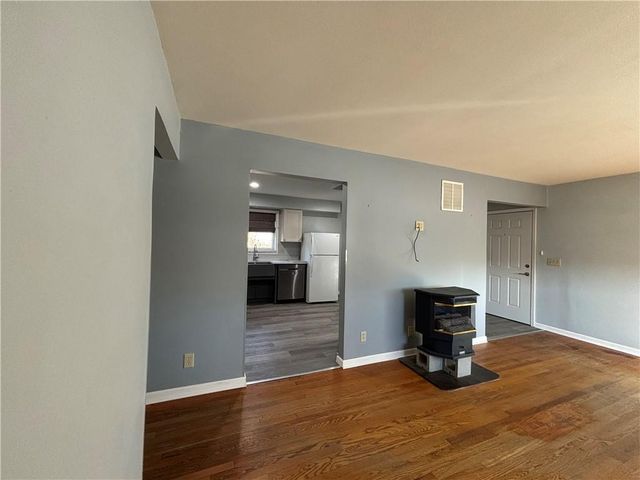 2900 S Appleton Avenue, Independence, MO 64052