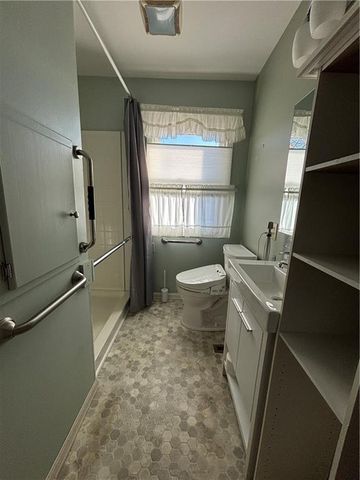 2900 S Appleton Avenue, Independence, MO 64052