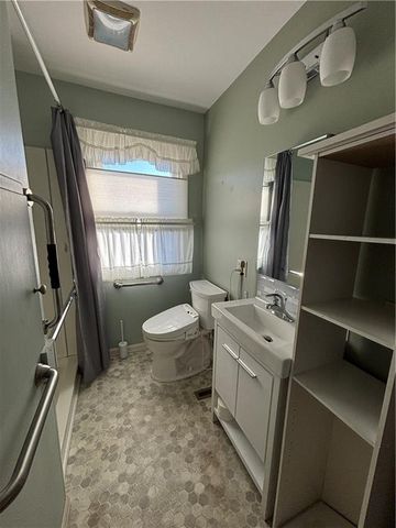 2900 S Appleton Avenue, Independence, MO 64052