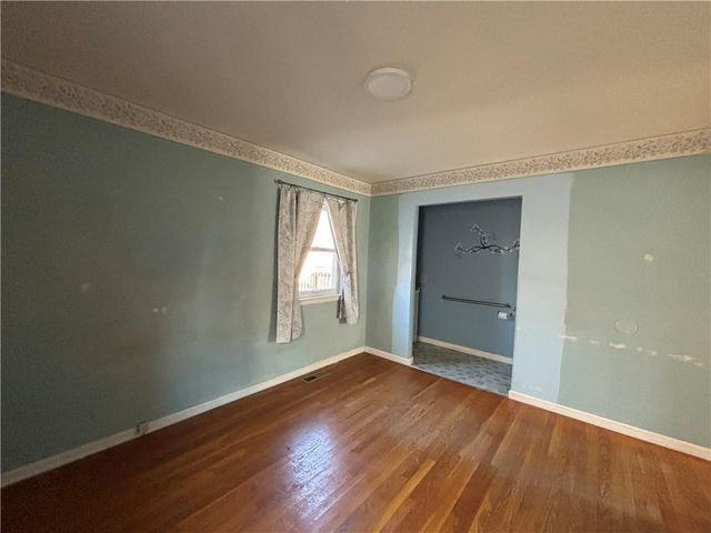 2900 S Appleton Avenue, Independence, MO 64052