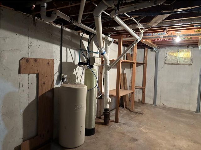 2900 S Appleton Avenue, Independence, MO 64052