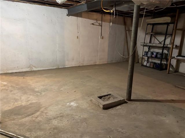 2900 S Appleton Avenue, Independence, MO 64052