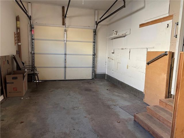 2900 S Appleton Avenue, Independence, MO 64052