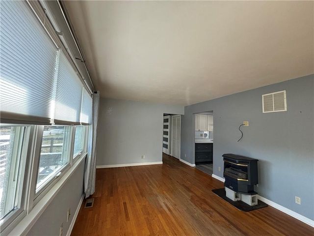 2900 S Appleton Avenue, Independence, MO 64052