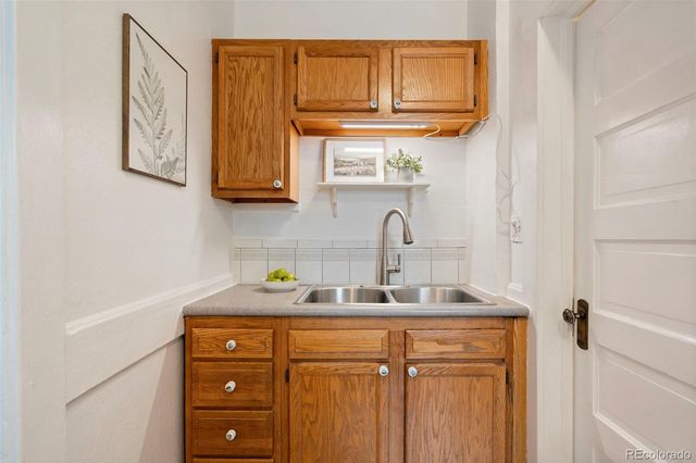 1808 S Pennsylvania Street, Denver, CO 80210