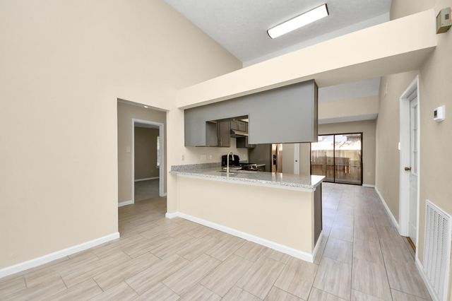 6011 Shady Manor Drive, Katy, TX 77449