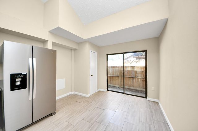 6011 Shady Manor Drive, Katy, TX 77449