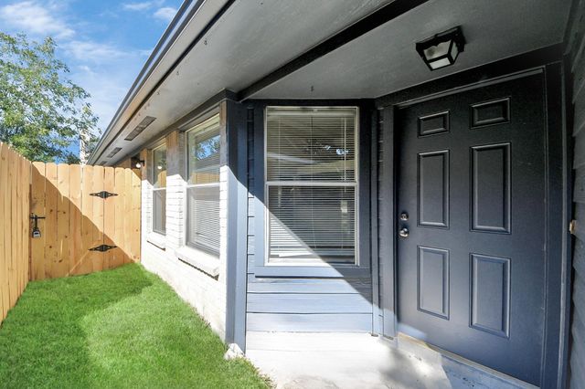 6011 Shady Manor Drive, Katy, TX 77449