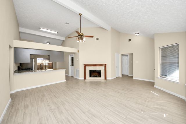 6011 Shady Manor Drive, Katy, TX 77449