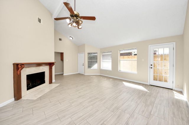 6011 Shady Manor Drive, Katy, TX 77449