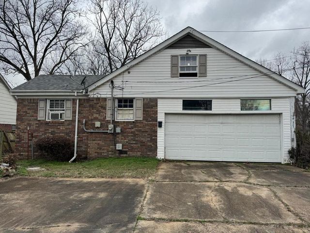 505 LENNANWOOD AVE, Covington, TN 38019