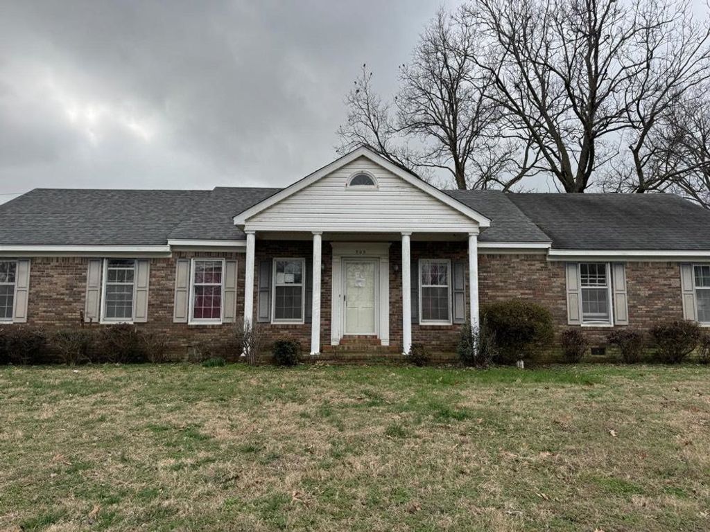 505 LENNANWOOD AVE, Covington, TN 38019