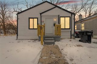 19800 Oakfield Street, Detroit, MI 48235