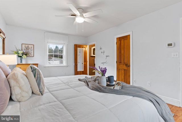 872 WALTONVILLE RD, Hummelstown, PA 17036