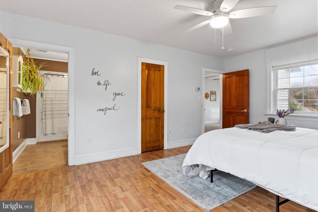 872 WALTONVILLE RD, Hummelstown, PA 17036