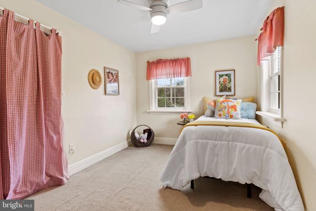 872 WALTONVILLE RD, Hummelstown, PA 17036