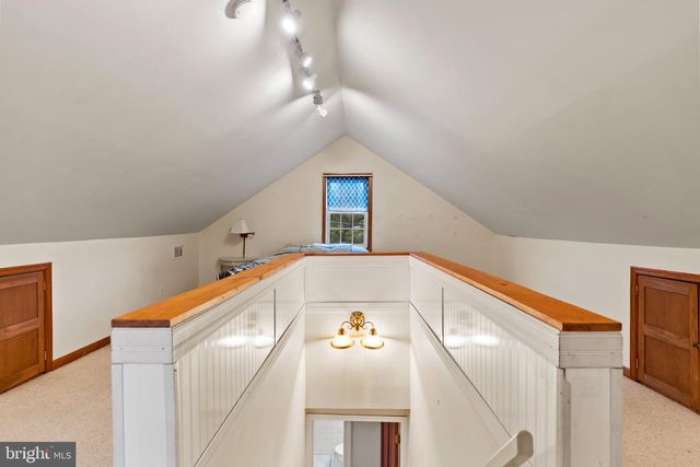 872 WALTONVILLE RD, Hummelstown, PA 17036
