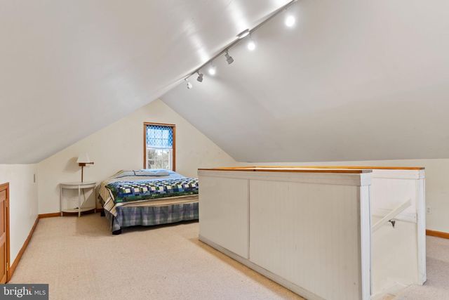 872 WALTONVILLE RD, Hummelstown, PA 17036