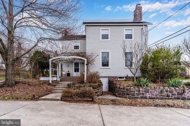872 WALTONVILLE RD, Hummelstown, PA 17036