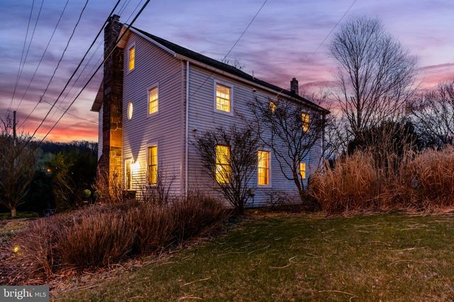 872 WALTONVILLE RD, Hummelstown, PA 17036