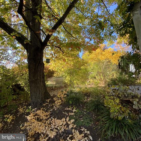 872 WALTONVILLE RD, Hummelstown, PA 17036