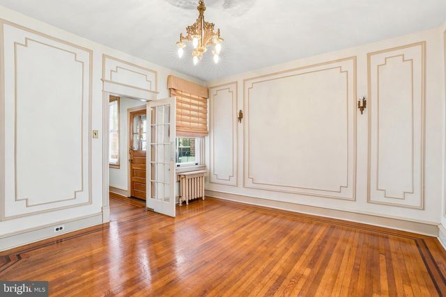 5330 N SYDENHAM ST, Philadelphia, PA 19141