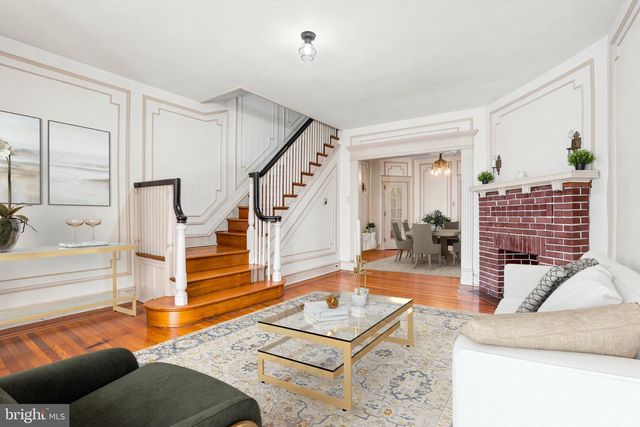 5330 N SYDENHAM ST, Philadelphia, PA 19141