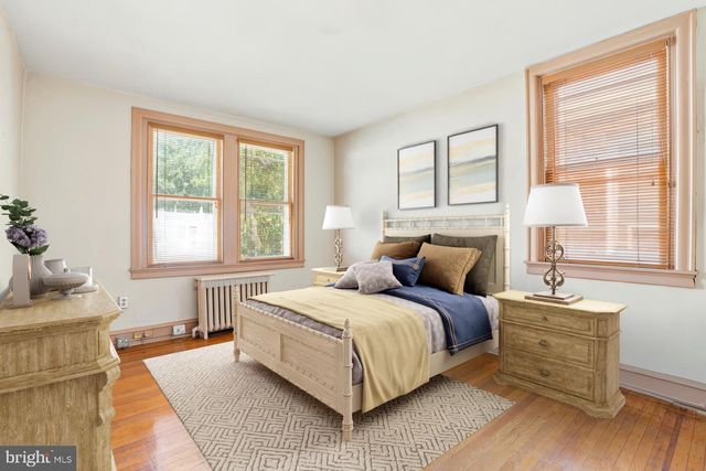 5330 N SYDENHAM ST, Philadelphia, PA 19141