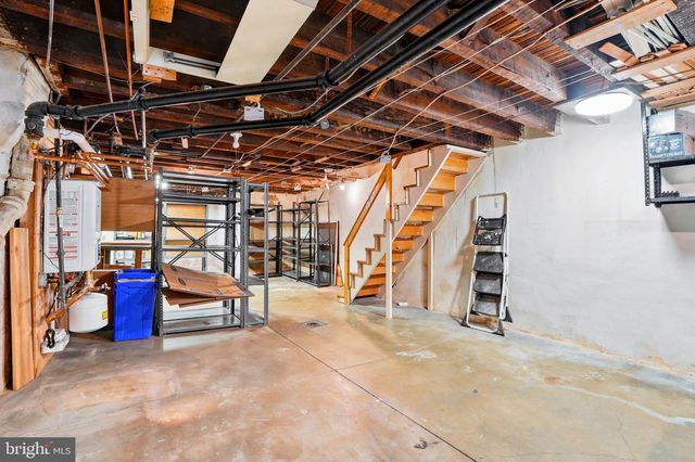 5330 N SYDENHAM ST, Philadelphia, PA 19141