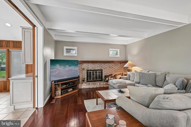 109 KINGSDALE AVE, Cherry Hill, NJ 08003