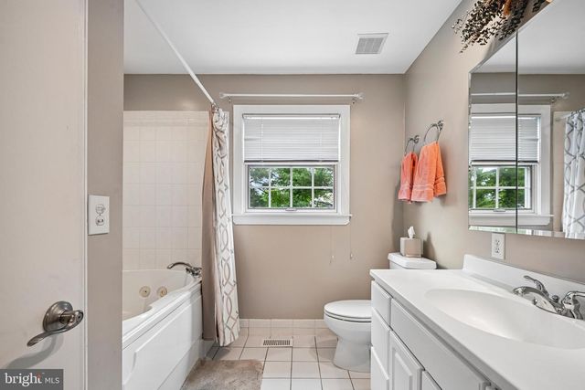 109 KINGSDALE AVE, Cherry Hill, NJ 08003