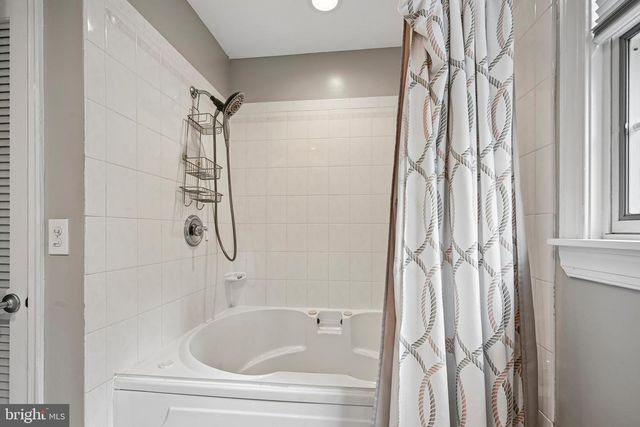 109 KINGSDALE AVE, Cherry Hill, NJ 08003