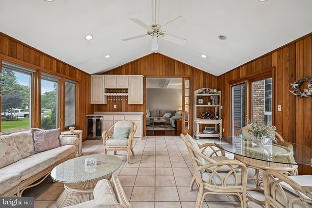 109 KINGSDALE AVE, Cherry Hill, NJ 08003