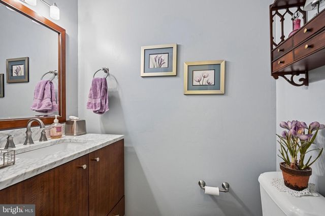 109 KINGSDALE AVE, Cherry Hill, NJ 08003