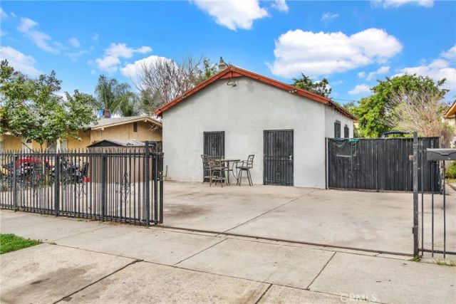 1151 W Mission, Pomona, CA 91766