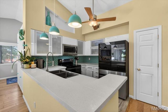 222 Hemingway Lane G, Weldon Spring, MO 63304