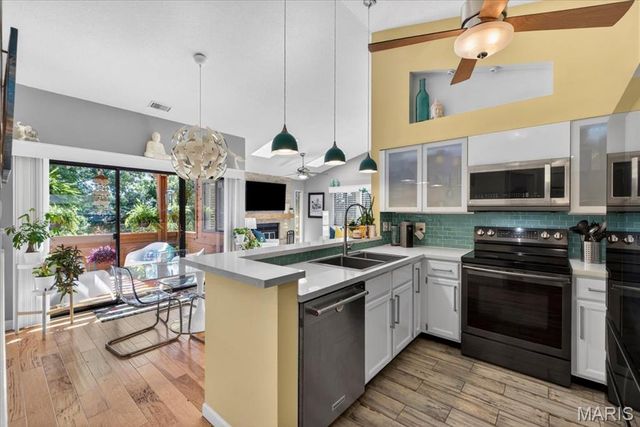 222 Hemingway Lane G, Weldon Spring, MO 63304