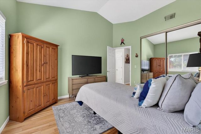222 Hemingway Lane G, Weldon Spring, MO 63304