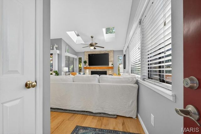222 Hemingway Lane G, Weldon Spring, MO 63304
