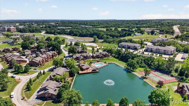 222 Hemingway Lane G, Weldon Spring, MO 63304