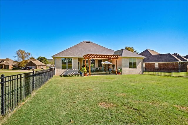 11387 Frisco Drive, Farmington, AR 72730