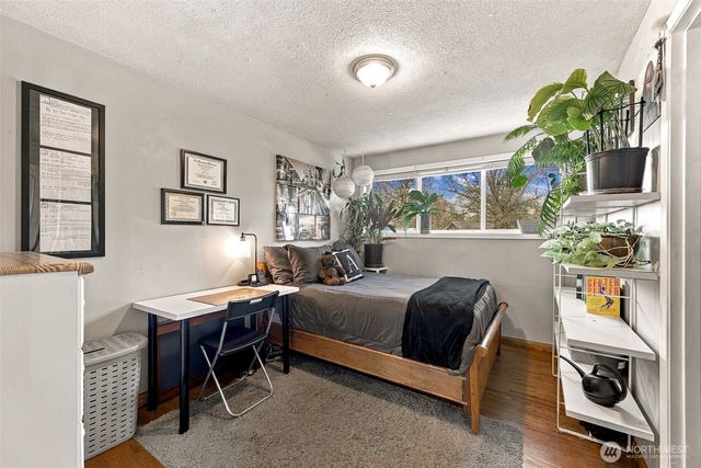 239 SW 184th Street, Normandy Park, WA 98166