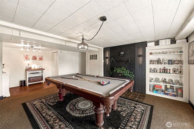 239 SW 184th Street, Normandy Park, WA 98166