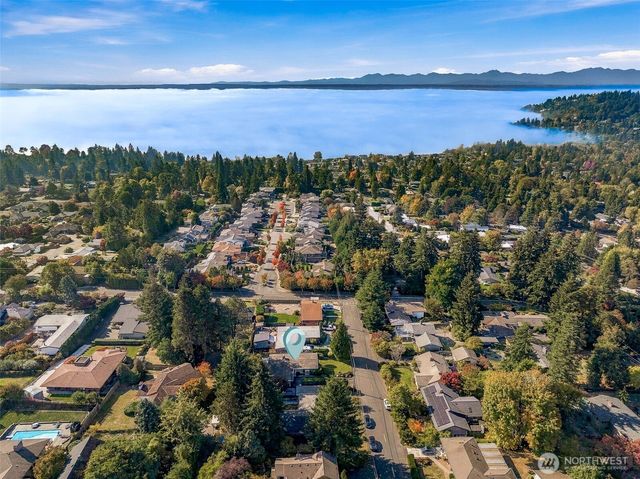 239 SW 184th Street, Normandy Park, WA 98166