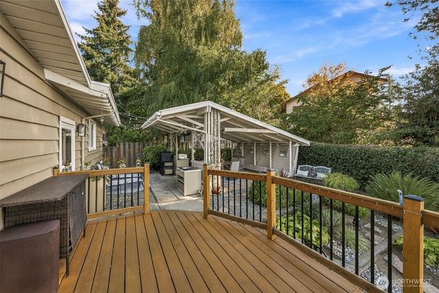 239 SW 184th Street, Normandy Park, WA 98166