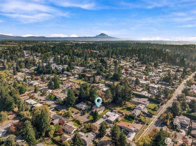 239 SW 184th Street, Normandy Park, WA 98166