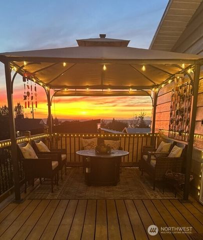 239 SW 184th Street, Normandy Park, WA 98166